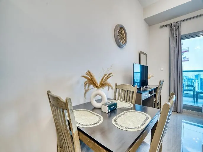 Apartment Luxury Studio In Business Bay With Canal View - 1906 Dubai