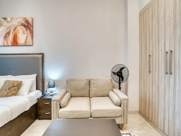 Luxury Studio In Business Bay With Canal View - 1906 Dubai 0*,