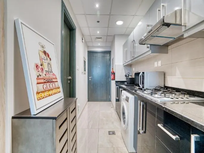 Luxury Studio In Business Bay With Canal View - 1906 Dubai
