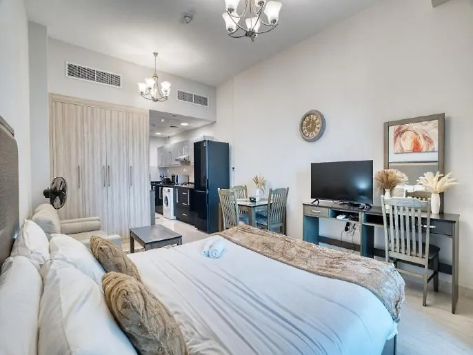 Apartment Luxury Studio In Business Bay With Canal View - 1906 Dubai United Arab Emirates